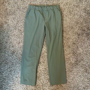 Vuori Women’s Miles ankle pant- discontinued color!
